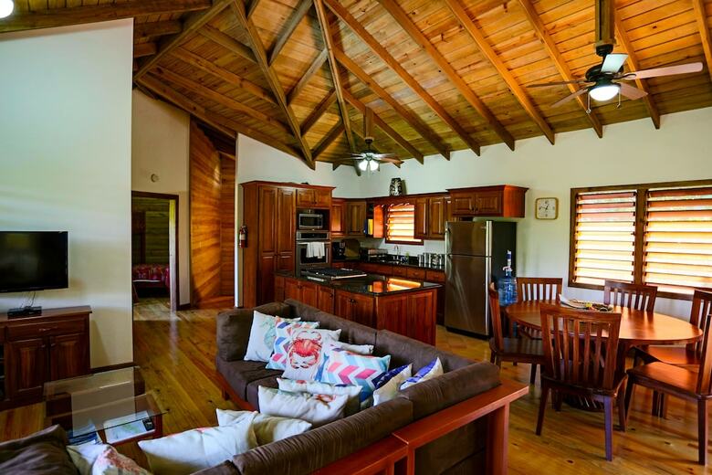 Hotel Cocolobo