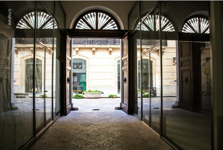 Hotel Central Gallery Rooms