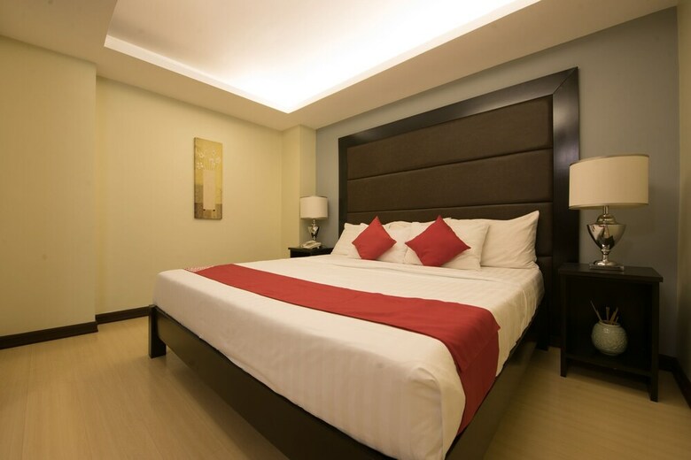 Oyo 456 Festive Hotel