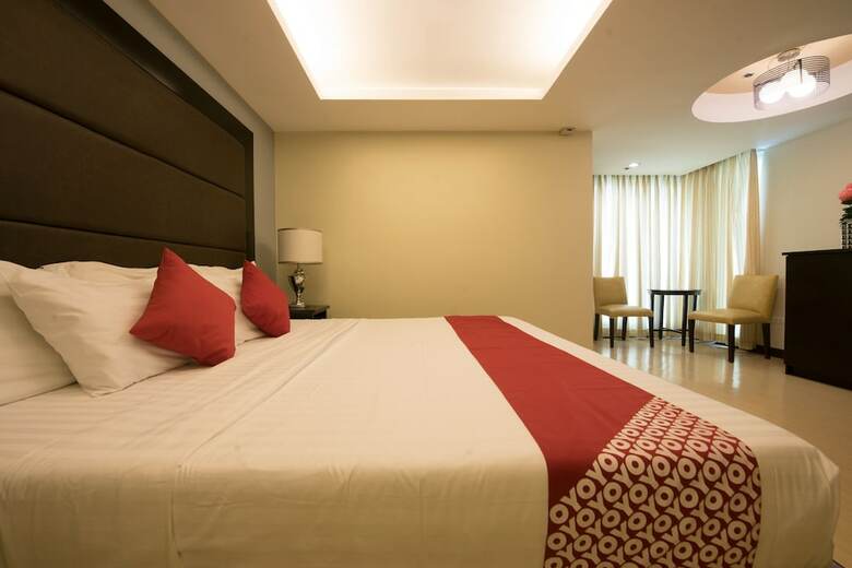 Oyo 456 Festive Hotel
