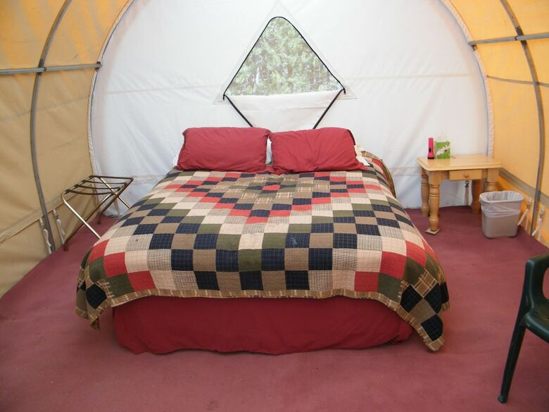 Bedroll And Breakfast - Campground