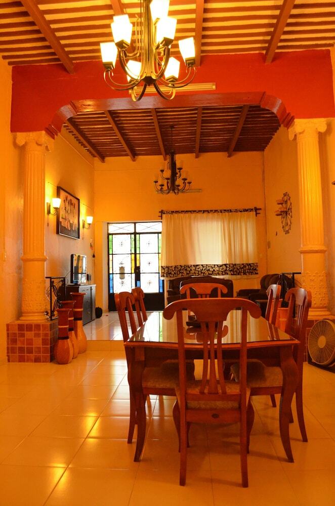 Hotel La Casa Del Quetzal