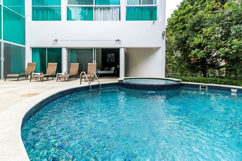 Villa White House By Vimex