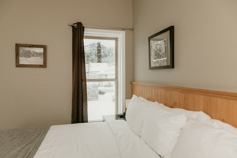 Hotel The Flying Steamshovel Inn