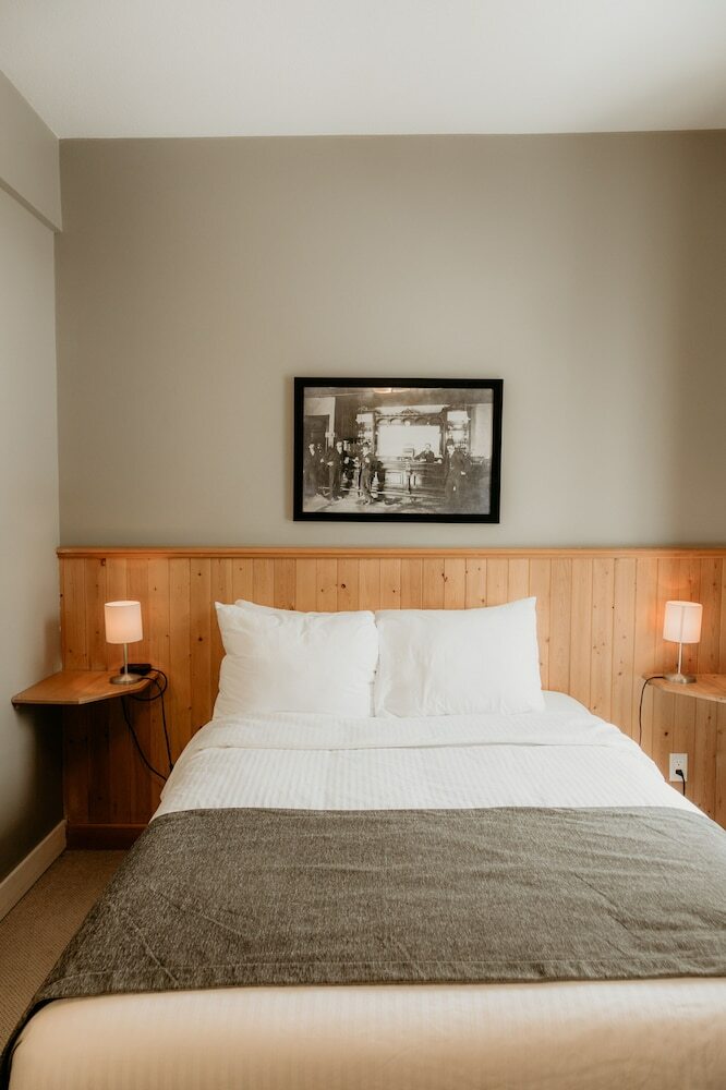 Hotel The Flying Steamshovel Inn