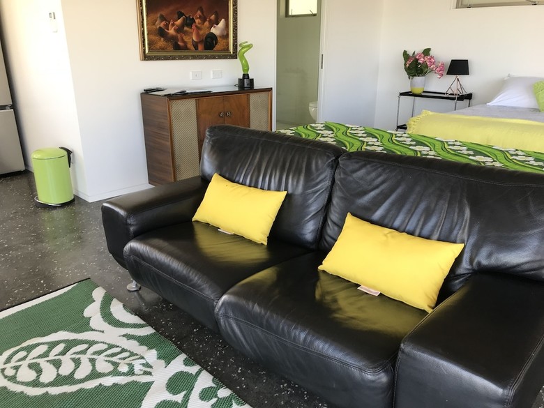 Apartamentos Golden Sand Beachfront Accommodation