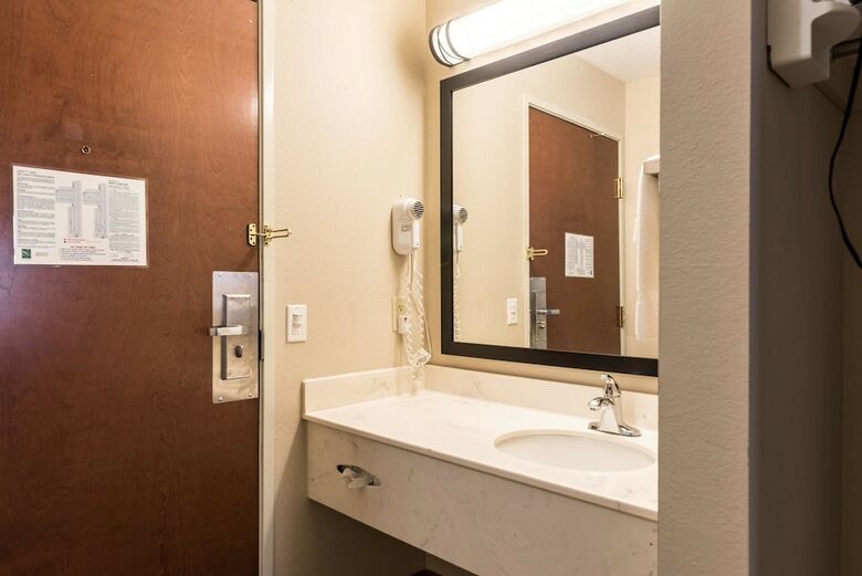 Hotel Quality Inn Clemmons I-40