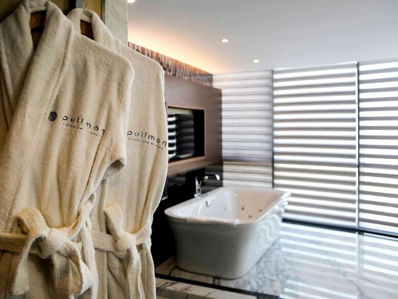 Pullman Istanbul Airport And Convention Center Hotel