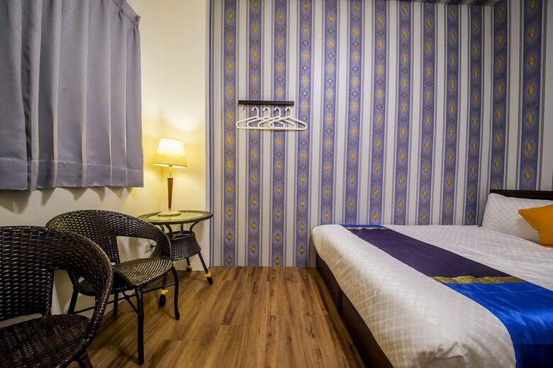 Hotel Plentiful Inn