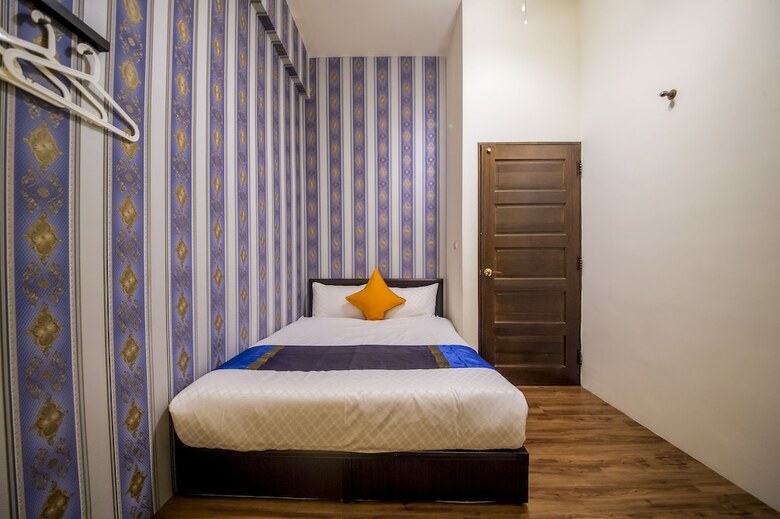 Hotel Plentiful Inn