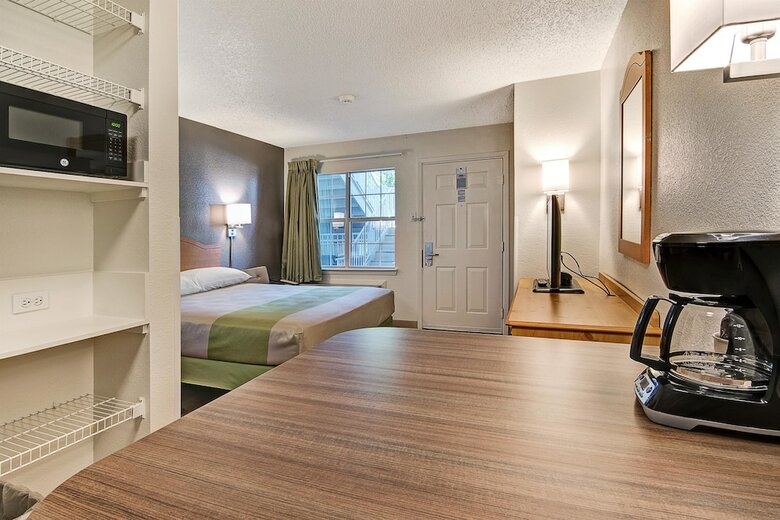 Motel Studio 6 Arlington, Tx - South - Dallas