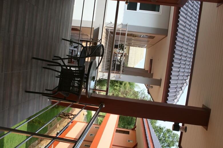 Hotel Tamarind Twin Resort