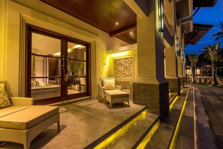 Hotel Puri Santrian