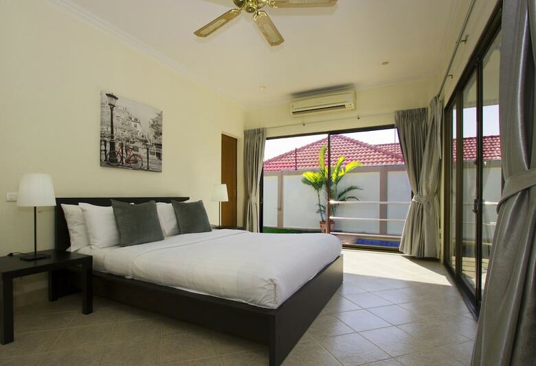 Tortuga Villas Pattaya