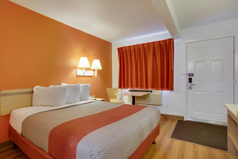Motel 6 Albuquerque, Nm - Carlisle