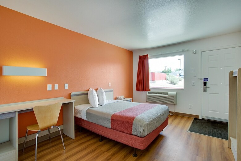 Motel 6 Albuquerque, Nm - Carlisle
