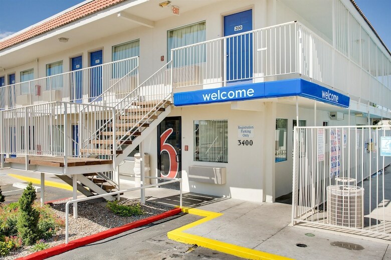Motel 6 Albuquerque, Nm - Carlisle