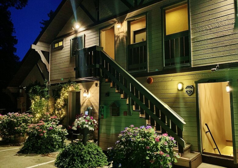 Hotel The North Shore Inn