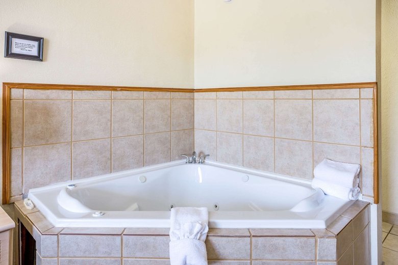 Hotel Rodeway Inn Branson, Brick House