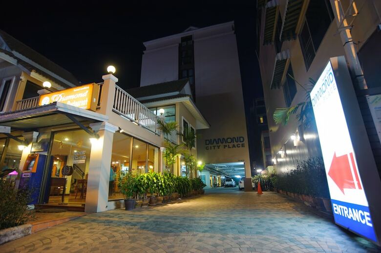 Hotel Diamond City Place