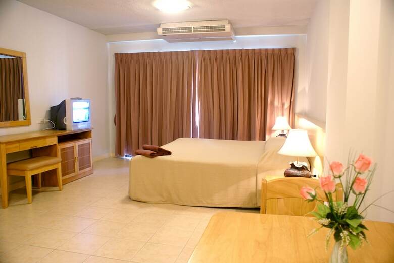 Hotel Diamond City Place