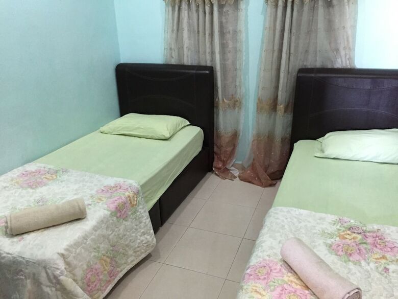 Hotel Zulina Homestay