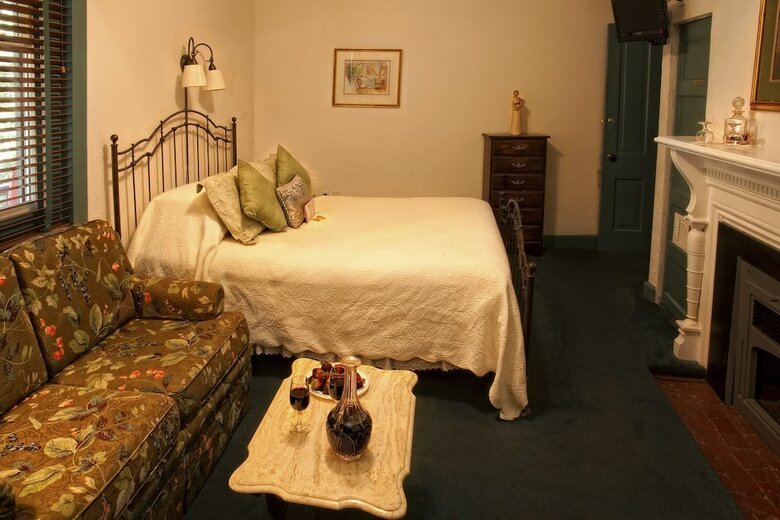 Bed & Breakfast St Francis Inn