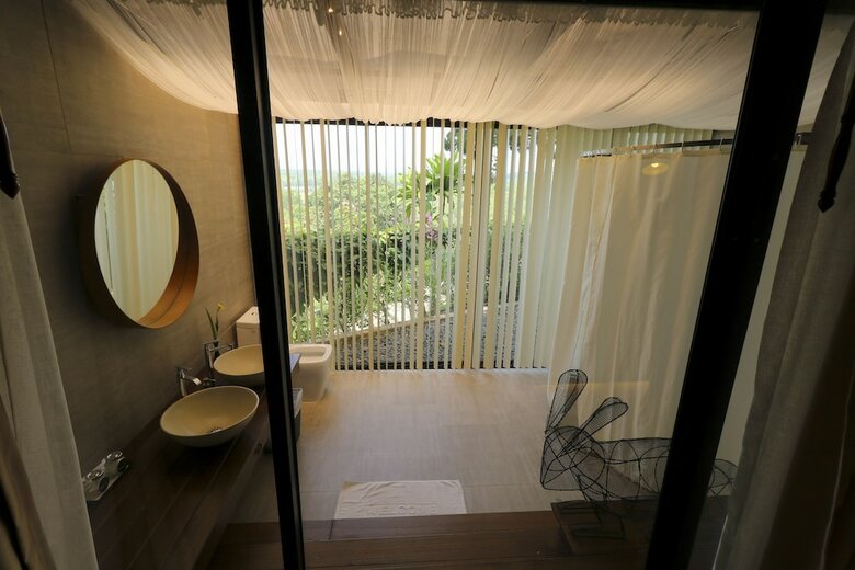 Hotel Rabbiz Hill Resort