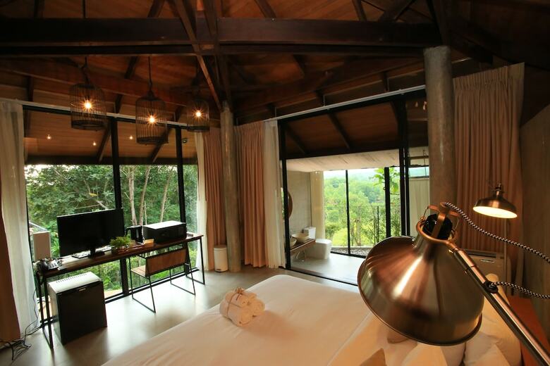 Hotel Rabbiz Hill Resort