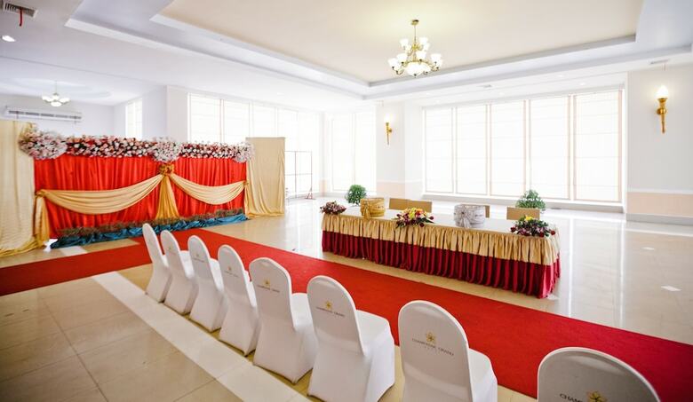Champasak Grand Hotel