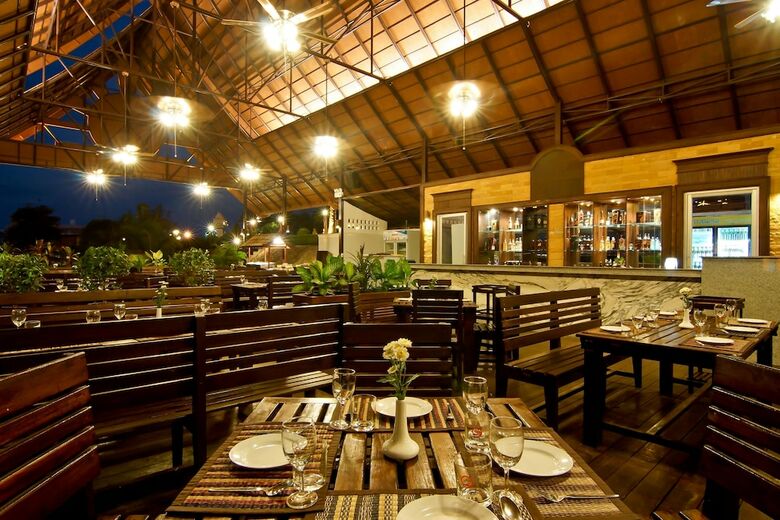 Champasak Grand Hotel