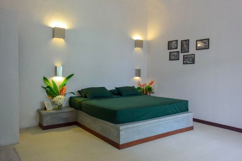 Eva Lanka Hotel