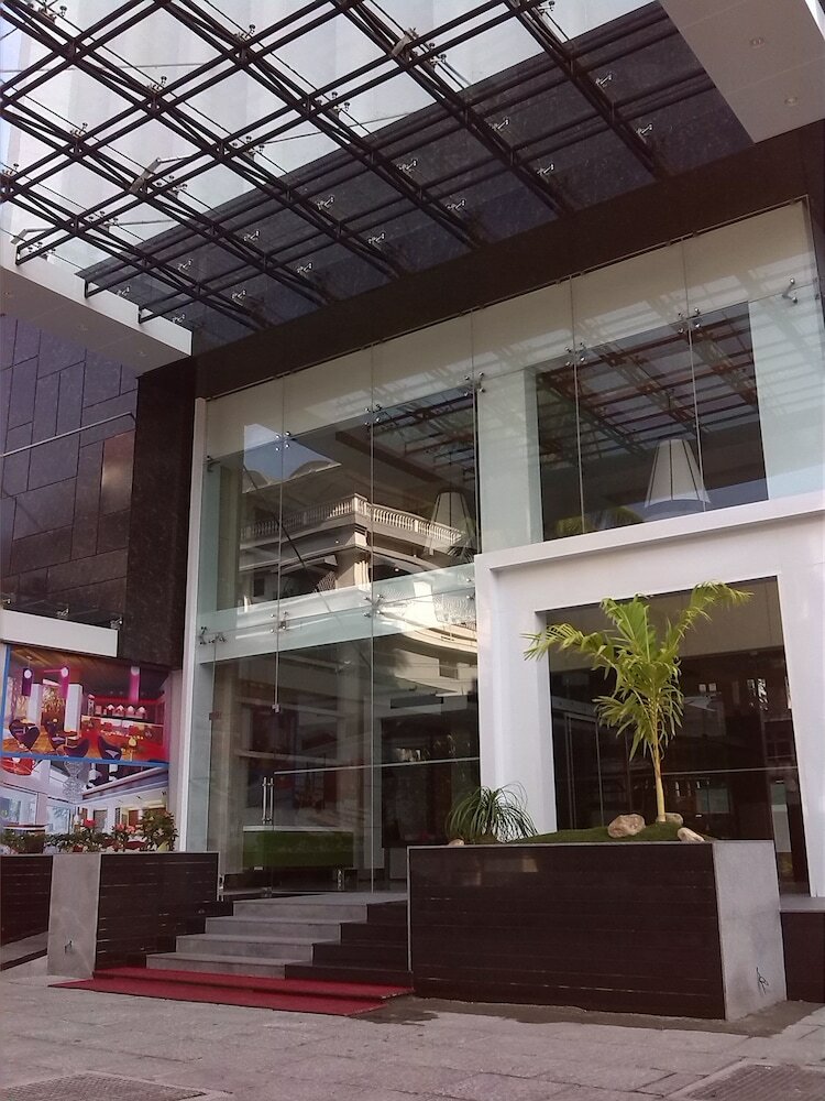 Hotel The Dunes Cochin