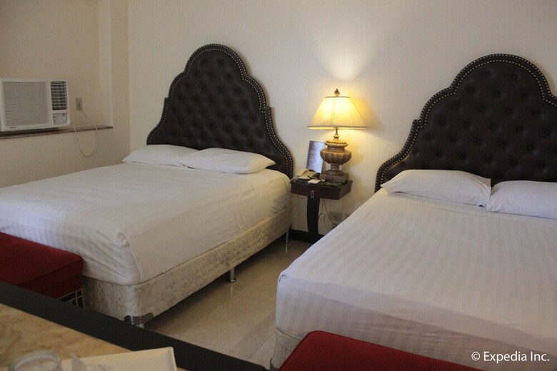 Subic Bay Venezia Hotel