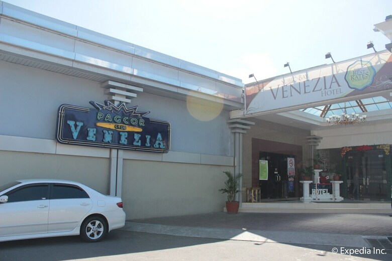 Subic Bay Venezia Hotel