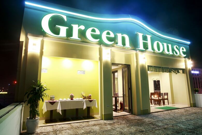 Green House Hotel