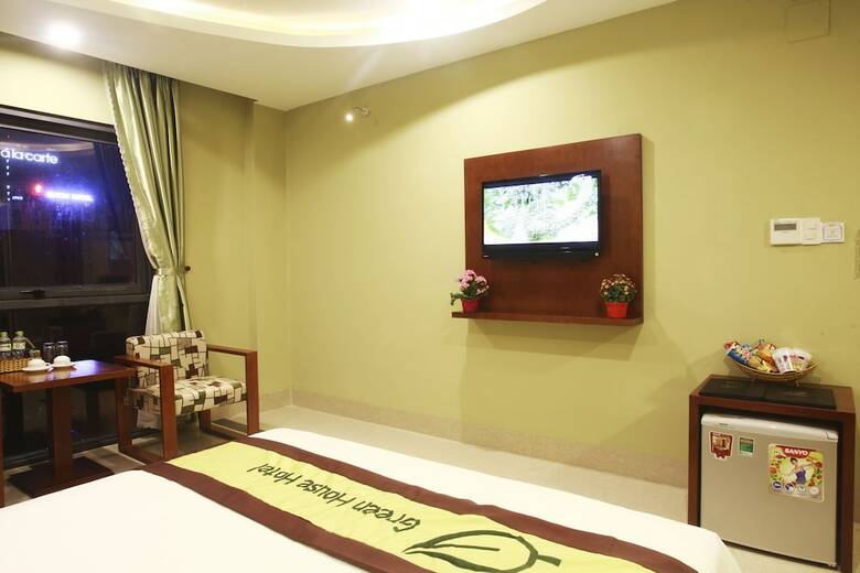 Green House Hotel