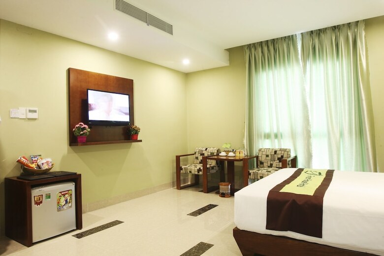 Green House Hotel