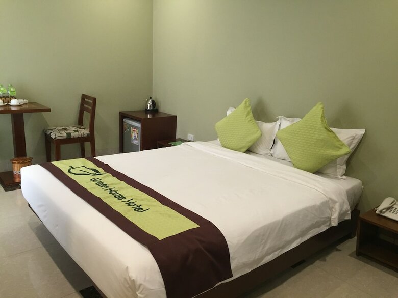 Green House Hotel