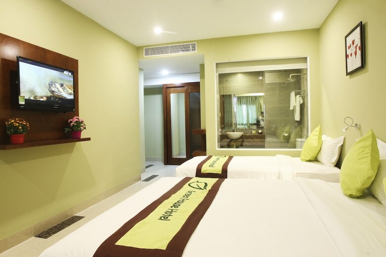 Green House Hotel