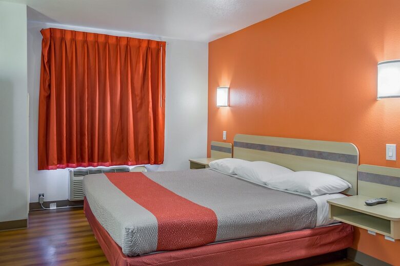 Hotel Motel 6 Redmond, Or