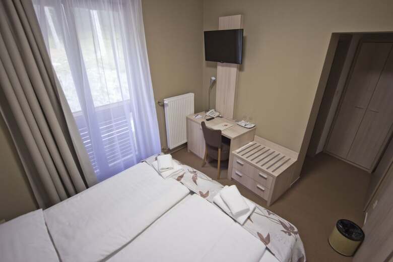 Horsk� Hotel ?eladenka