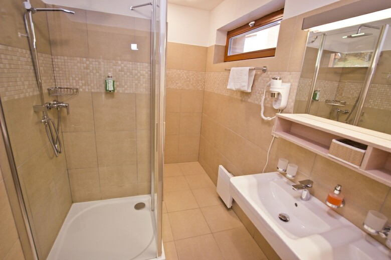 Horsk� Hotel ?eladenka