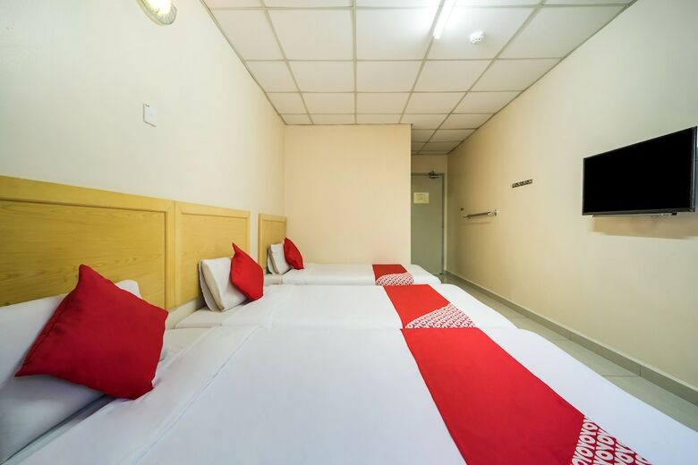 Oyo 301 River Inn Hotel