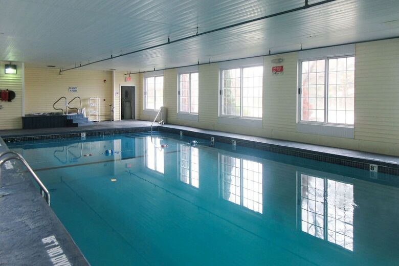 Hotel Rodeway Inn & Suites Mackinaw City - Bridgeview