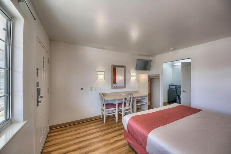 Motel 6 Kerrville