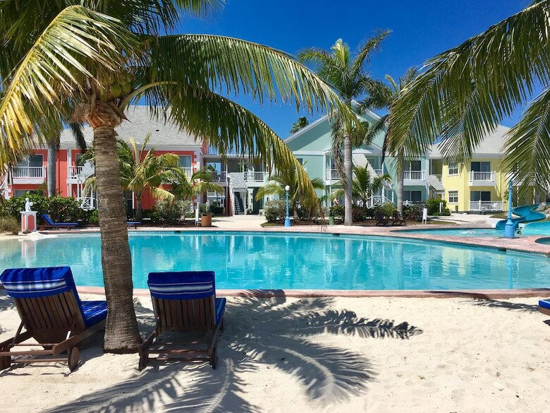 Apartamento Sandyport Beach Resort