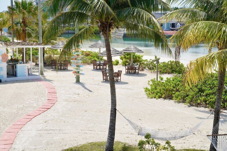 Apartamento Sandyport Beach Resort