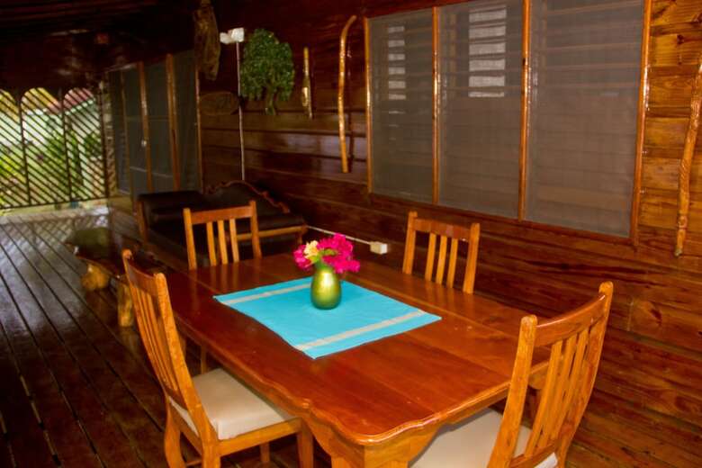 Little Bay Cabins