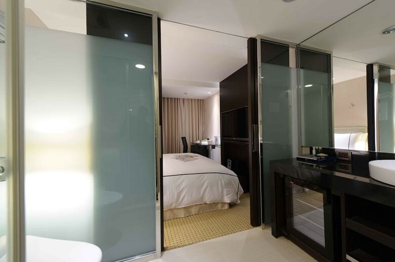 K Hotel Dunnan